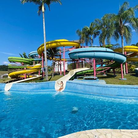 Flat Particular Adeias Das Aguas Park Resort Barra do Piraí المظهر الخارجي الصورة